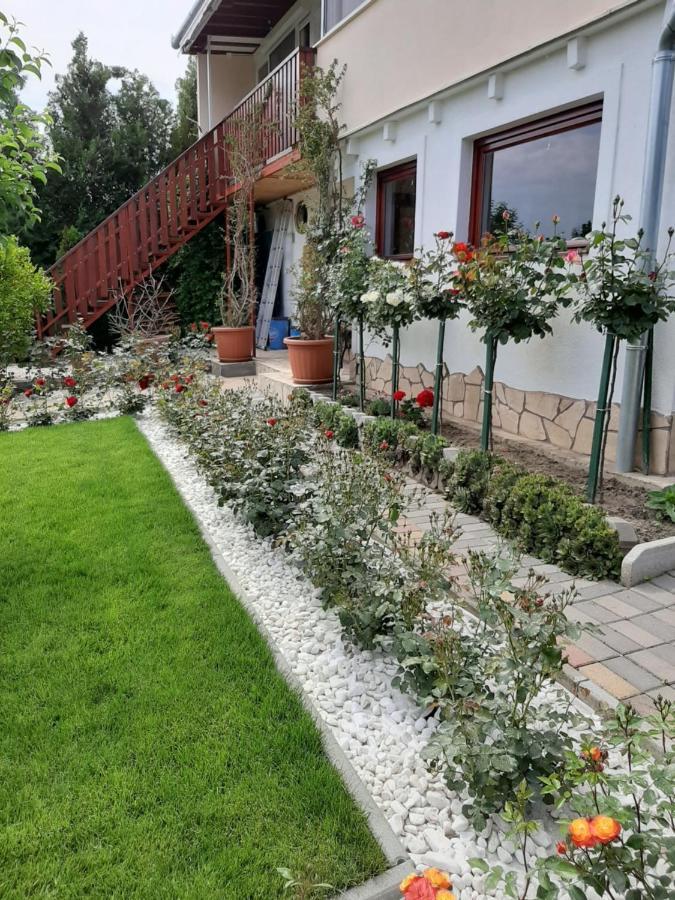 Rózsakert Vendégház Szigliget Exterior foto